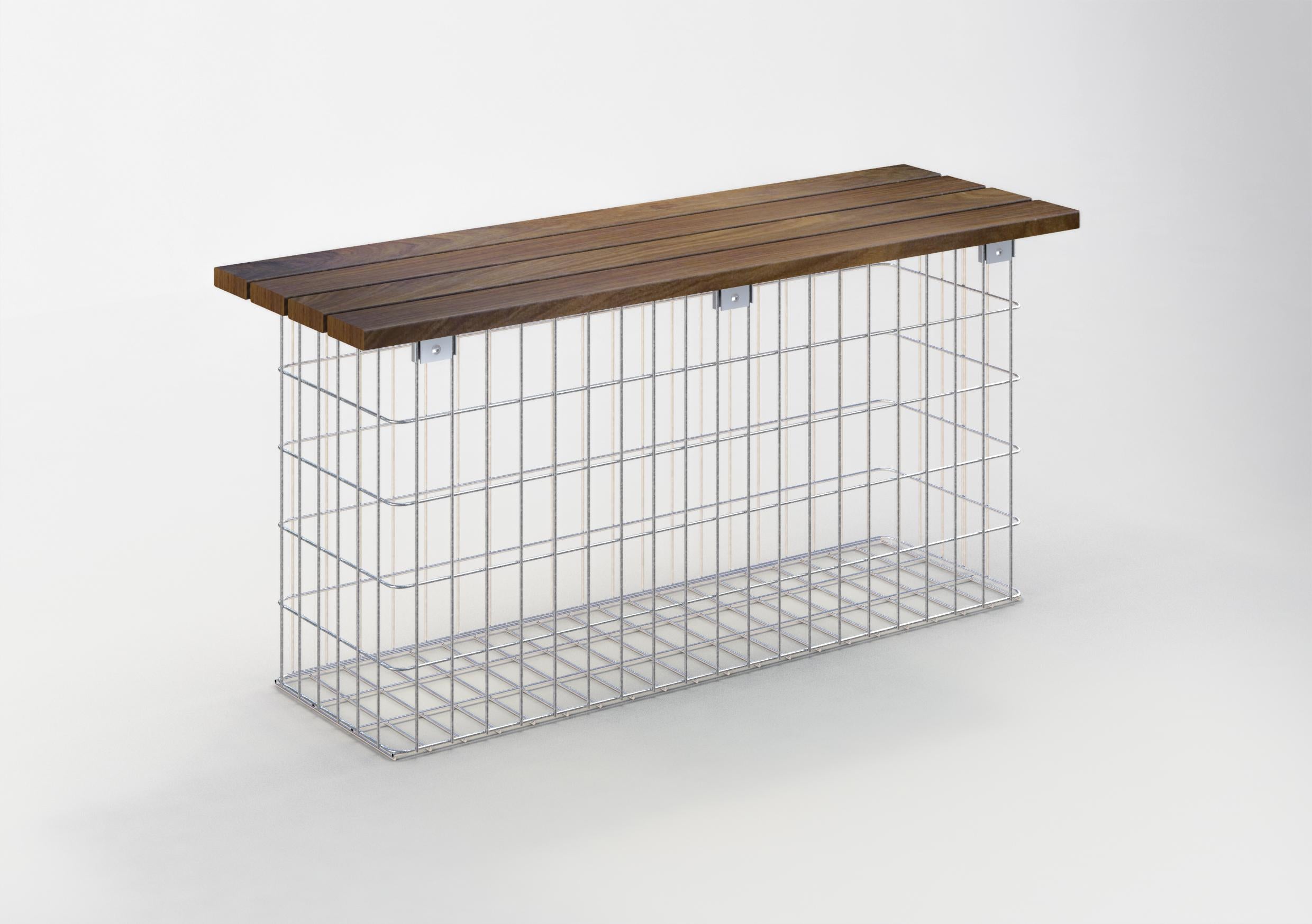 Gabionbänk av Cumaru-trä, 115 cm lång x 50 cm hög x 42 cm djup, varmförzinkad, MW 5 x 10 cm