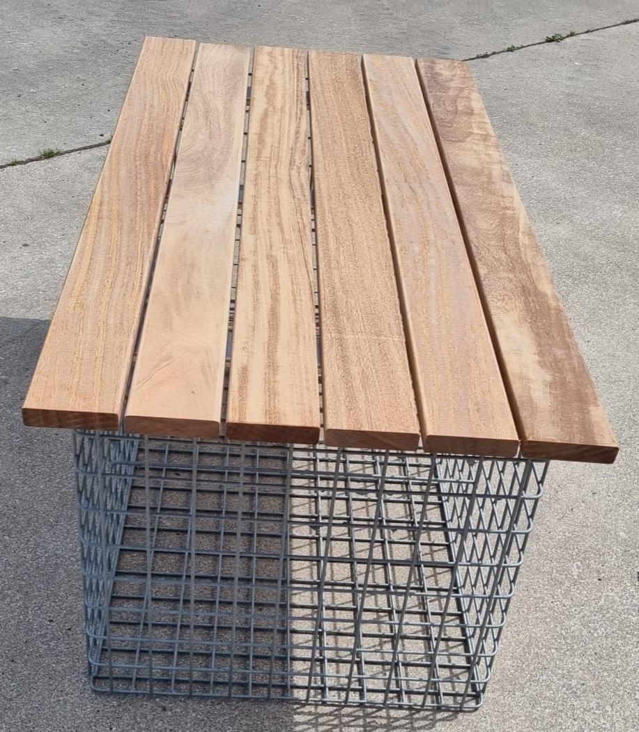 Cumaru tuinbank 102 x 45 x 52 cm, MW 5 x 5 cm, thermisch verzinkt