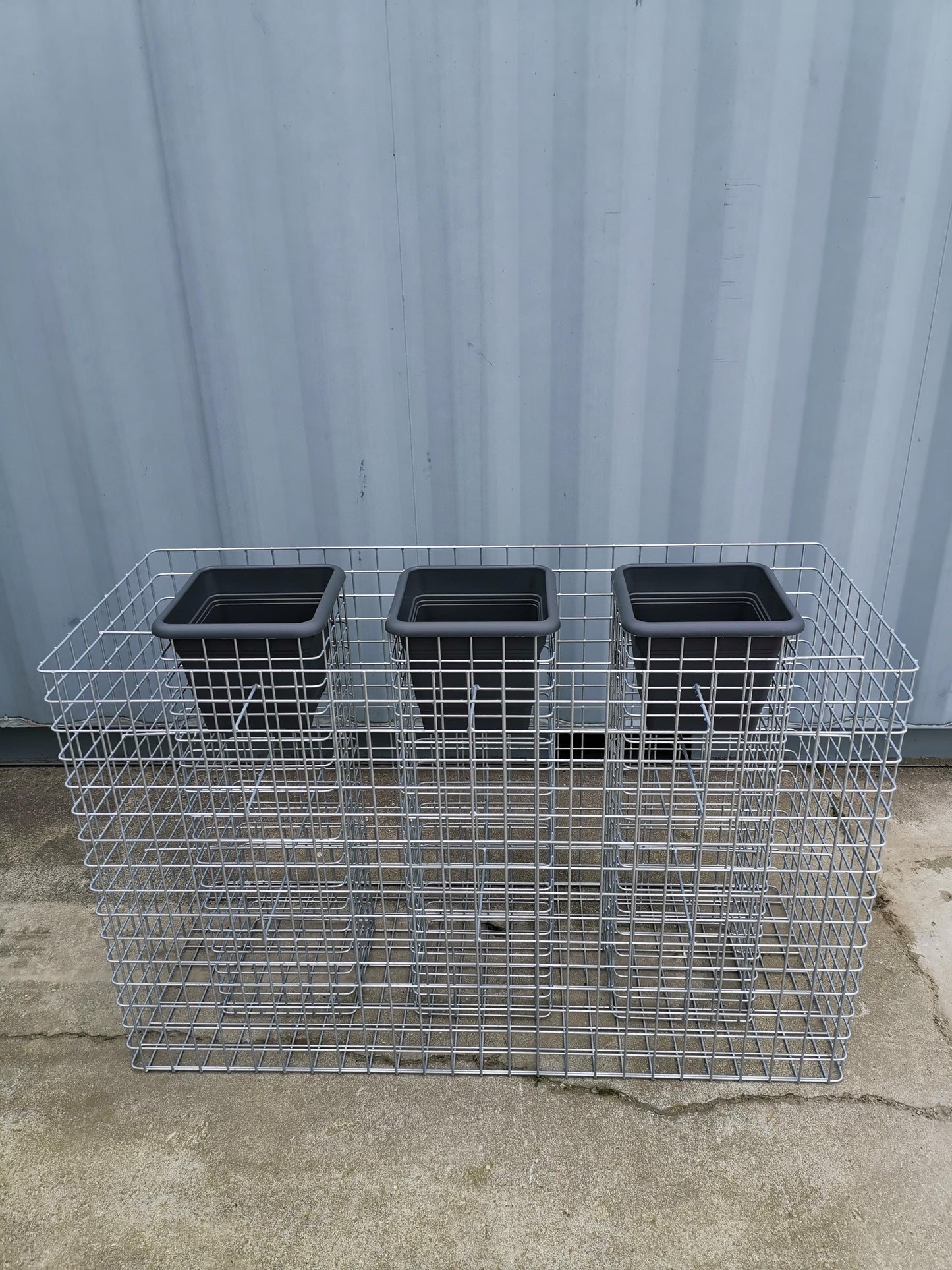 Colonna portafiori 3, altezza 82 cm base 127 x 52 cm MW 5 x 5 cm, zincato a caldo incl. vaso