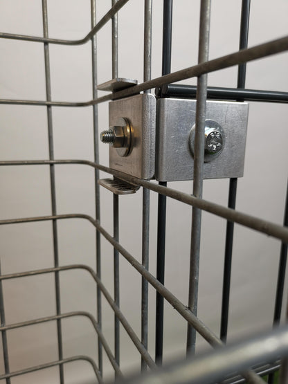 Klämma med staketfäste 5 x 5 cm för dubbelt trådnät, aluminium