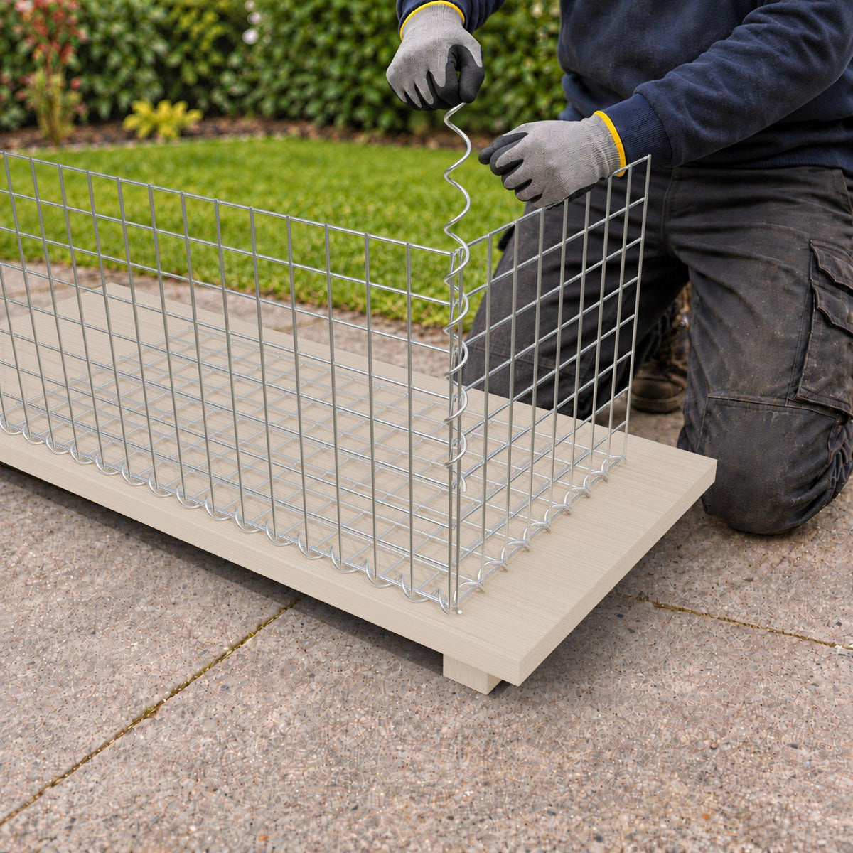 Schanskorf 80 cm x 40 cm x 40 cm (L x H x D), maaswijdte 5 cm x 5 cm, spiraalvormig