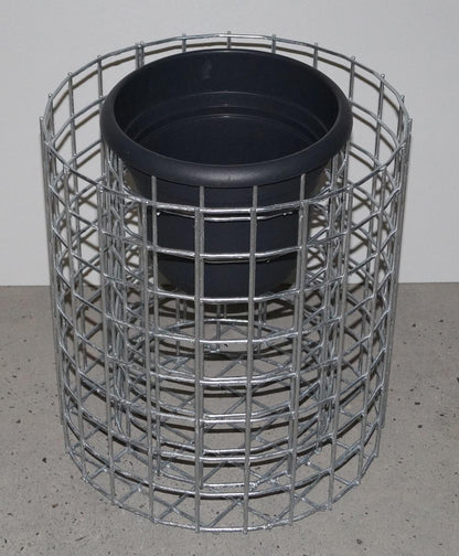 Blomstersøjlehøjde 42 cm rund, diameter 37 cm, MW 5 x 5 cm, varmgalvaniseret inkl. potte